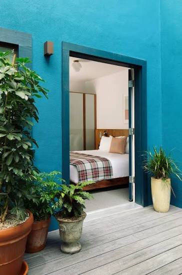 Highly recommended: Choose a room that opens onto the courtyard.